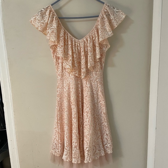 Disney Cinderella Floral Lace Pink Ruffle Dress Sz Small - Picture 6 of 7